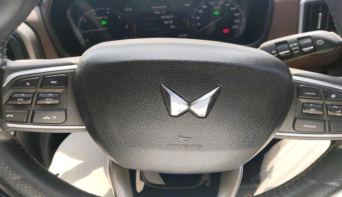 2024 Mahindra SCORPIO-N Z6 DIESEL MT 2WD 7 STR, Diesel, Manual, 52,338 km, interior