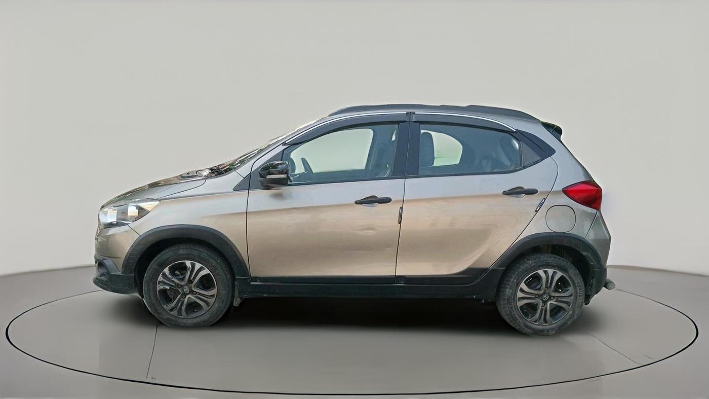 2019 Tata TIAGO NRG DIESEL, Diesel, Manual, 62,584 km, exterior