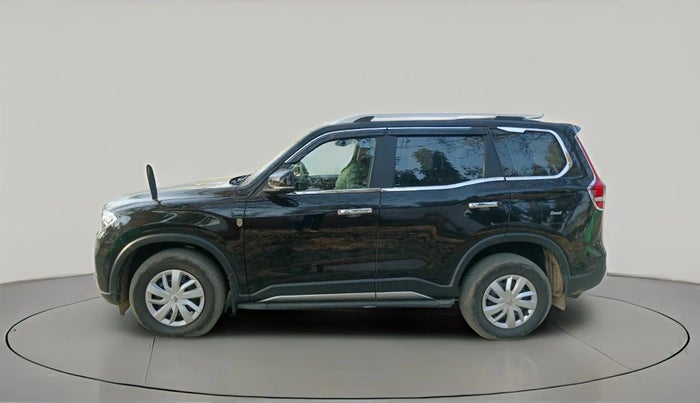 2025 Mahindra SCORPIO-N Z6 DIESEL MT 2WD 7 STR, Diesel, Manual, 21,961 km, exterior