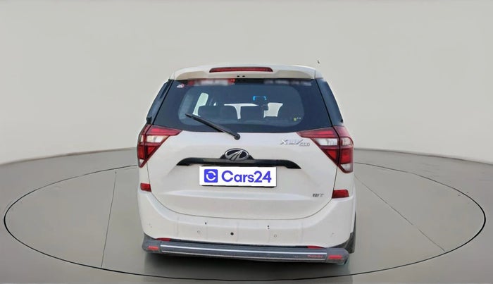 2020 Mahindra XUV500 W7, Diesel, Manual, 1,03,435 km, exterior