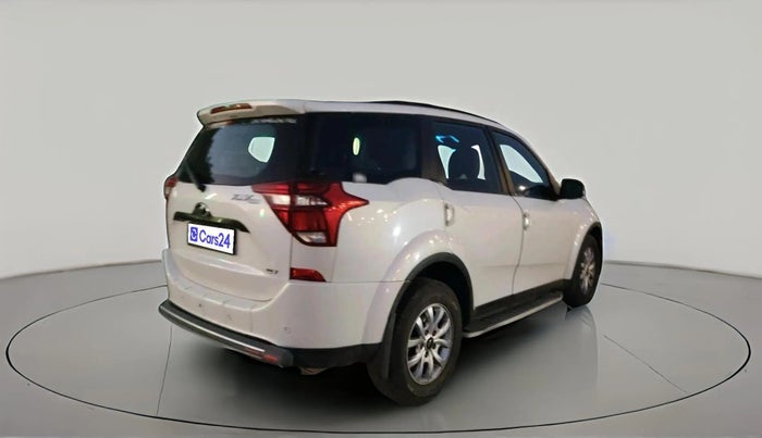 2020 Mahindra XUV500 W7, Diesel, Manual, 1,03,435 km, exterior