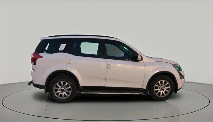 2020 Mahindra XUV500 W7, Diesel, Manual, 1,03,435 km, exterior