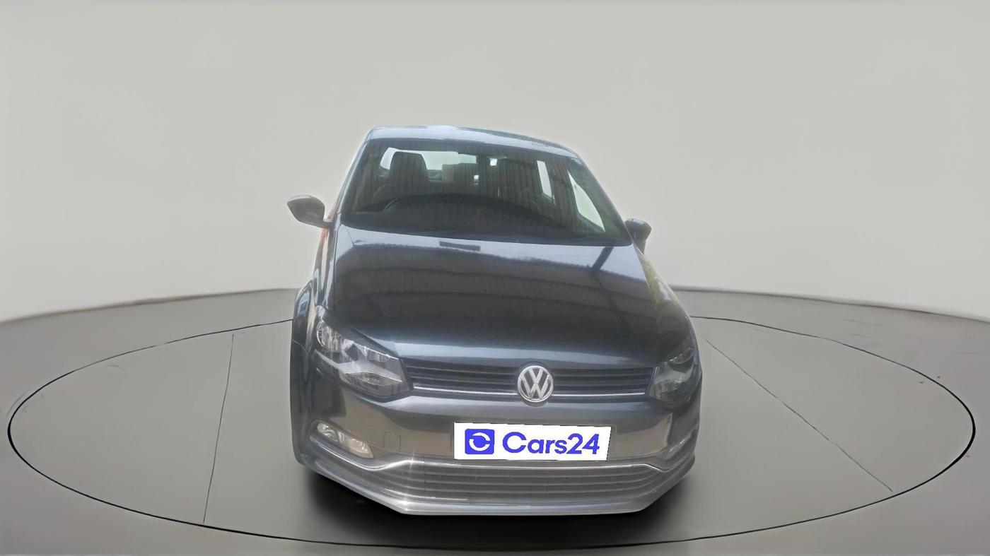 2016 Volkswagen Polo HIGHLINE1.2L, Petrol, Manual, 1,11,019 km, exterior