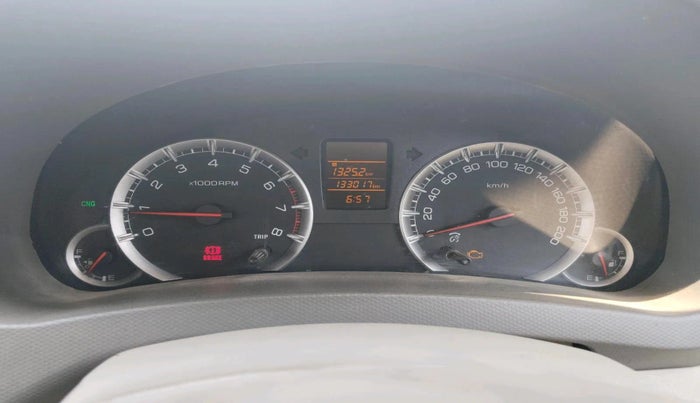 2017 Maruti Ertiga VXI CNG, CNG, Manual, 1,33,017 km, interior