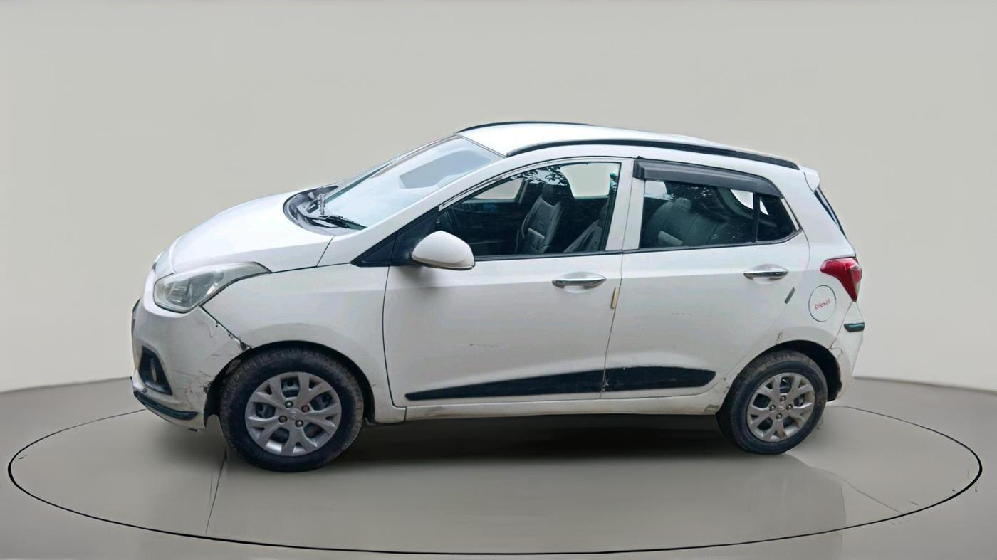 2013 Hyundai Grand i10 SPORTZ 1.1 CRDI, Diesel, Manual, 1,23,468 km, exterior