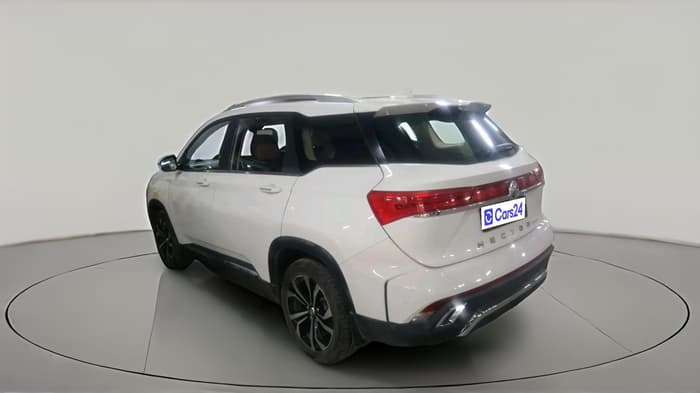2024 MG HECTOR PLUS SHARP PRO 2.0 TURBO DIESEL 7 STR, Diesel, Manual, 18,816 km, exterior
