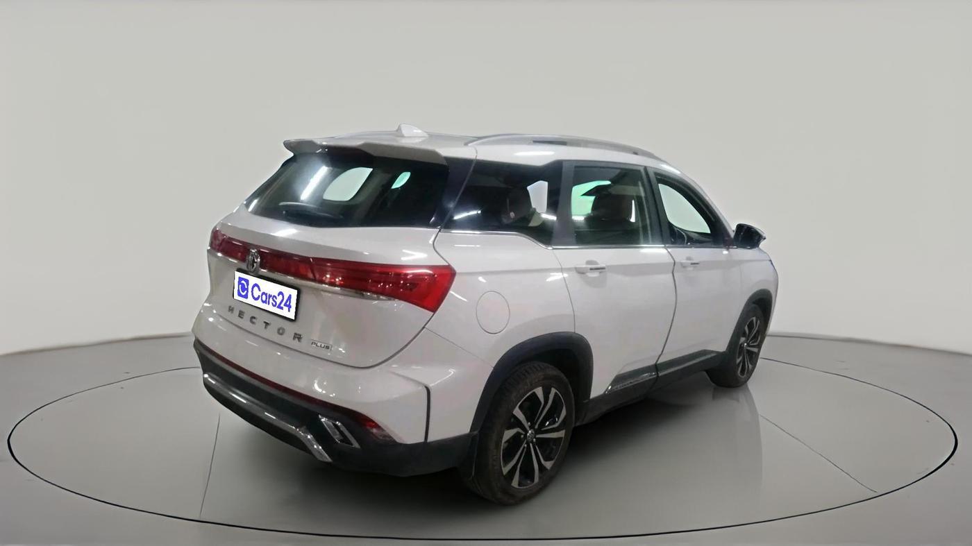 2024 MG HECTOR PLUS SHARP PRO 2.0 TURBO DIESEL 7 STR, Diesel, Manual, 18,816 km, exterior