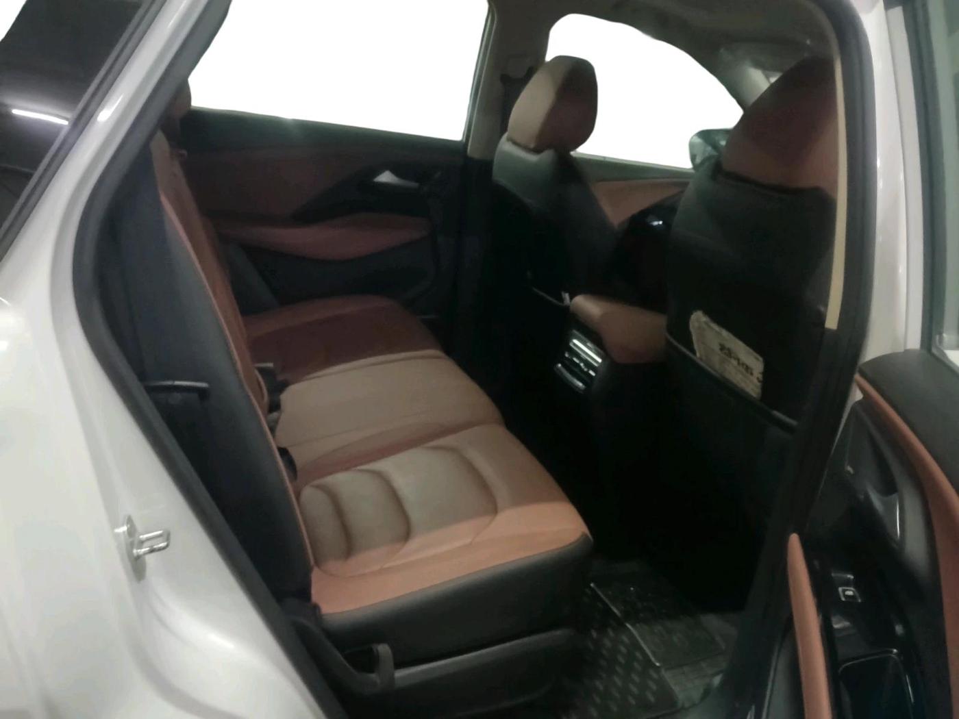 2024 MG HECTOR PLUS SHARP PRO 2.0 TURBO DIESEL 7 STR, Diesel, Manual, 18,816 km, interior