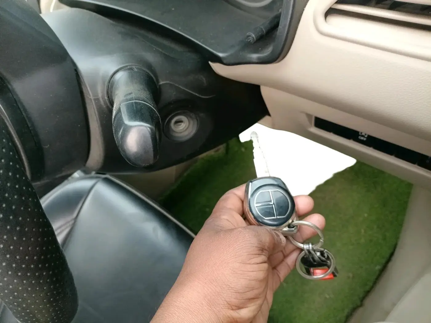 2020 Maruti Dzire VXI, Petrol, Manual, 87,407 km, interior