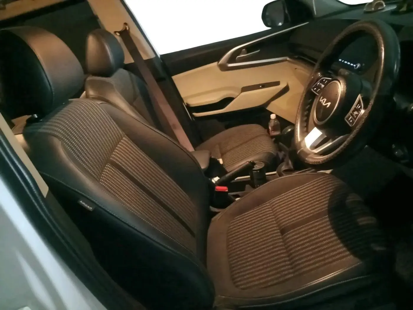 2024 KIA CARENS PRESTIGE 1.5 DIESEL 7 STR, Diesel, Manual, 57,131 km, interior