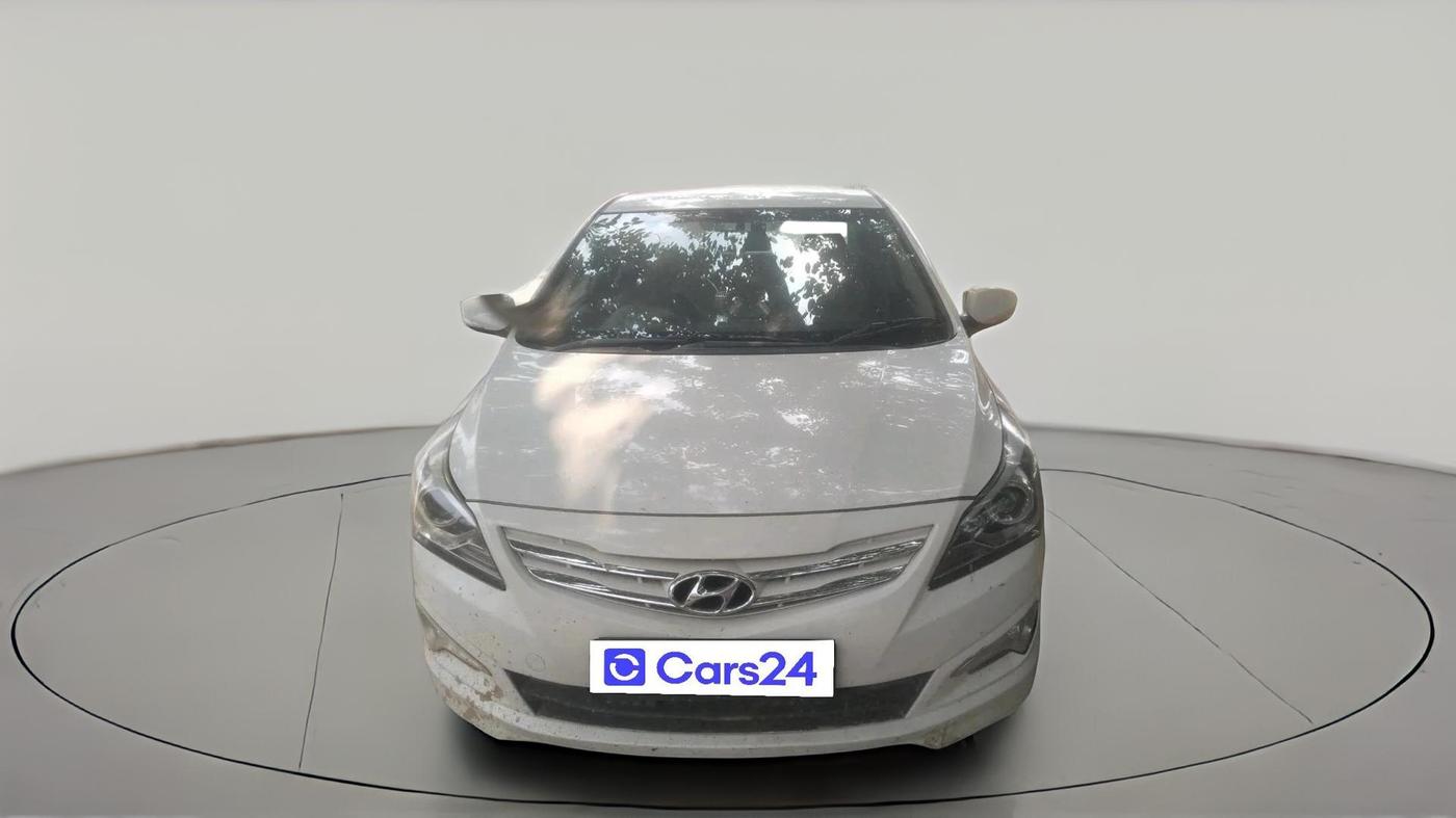 2015 Hyundai Verna FLUIDIC 4S 1.6 VTVT S(O), Petrol, Manual, 84,373 km, exterior