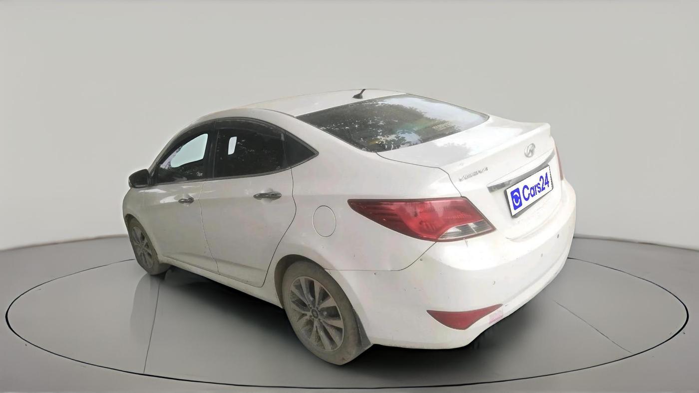 2015 Hyundai Verna FLUIDIC 4S 1.6 VTVT S(O), Petrol, Manual, 84,373 km, exterior