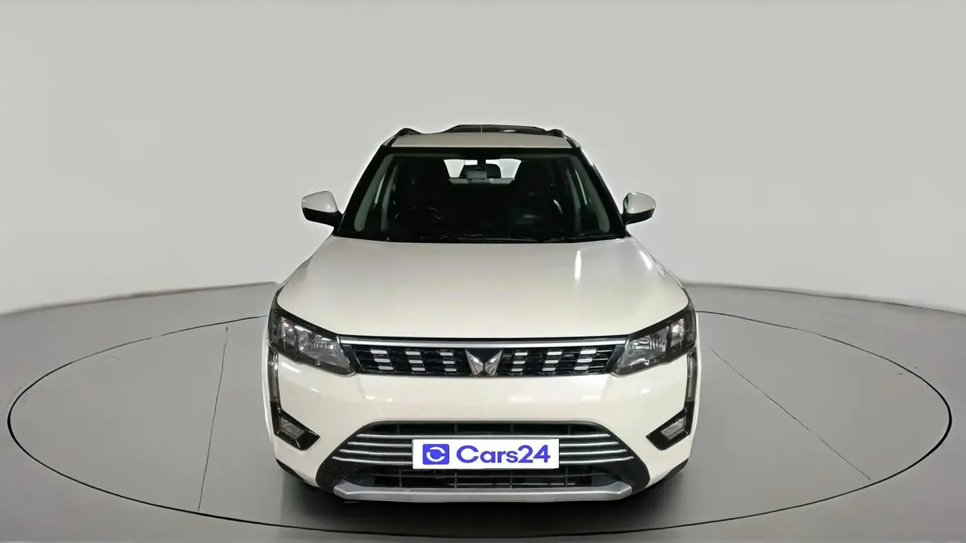 2023 Mahindra XUV300 W6 1.5 Diesel, Diesel, Manual, 38,308 km, exterior