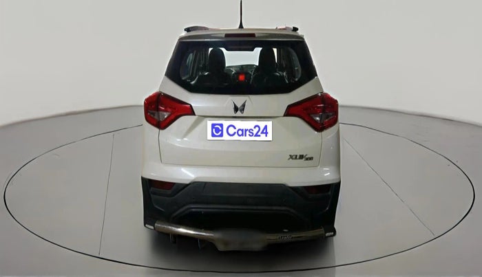 2023 Mahindra XUV300 W6 1.5 Diesel, Diesel, Manual, 38,308 km, exterior