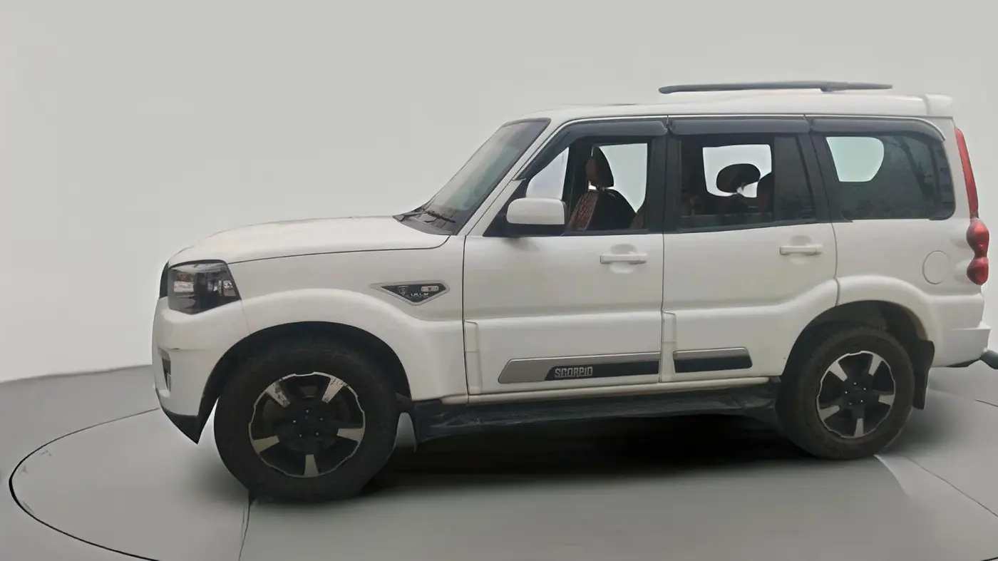 2023 Mahindra SCORPIO CLASSIC S11 7STR, Diesel, Manual, 1,09,260 km, exterior