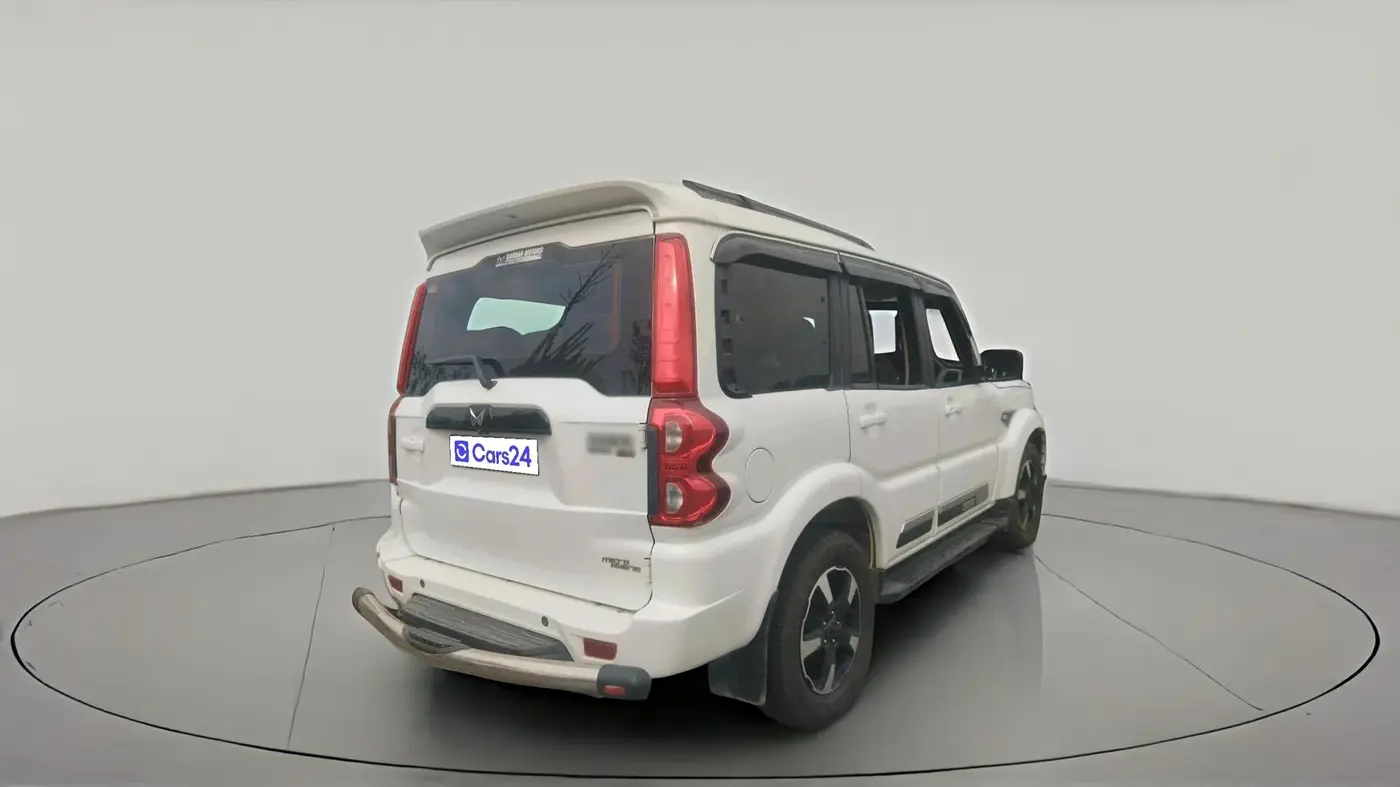 2023 Mahindra SCORPIO CLASSIC S11 7STR, Diesel, Manual, 1,09,260 km, exterior