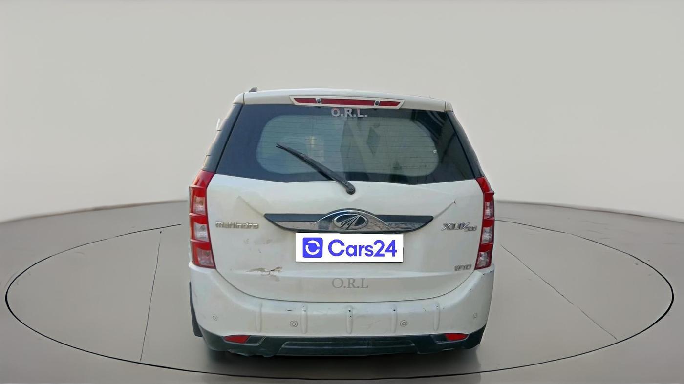 2017 Mahindra XUV500 W10, Diesel, Manual, 1,00,932 km, exterior