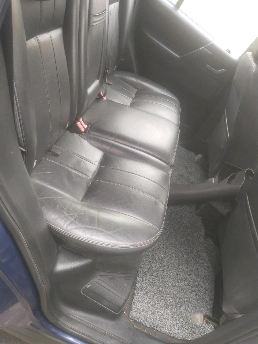 2012 Landrover Freelander 2.0 HSE, Diesel, Automatic, 1,22,460 km, interior