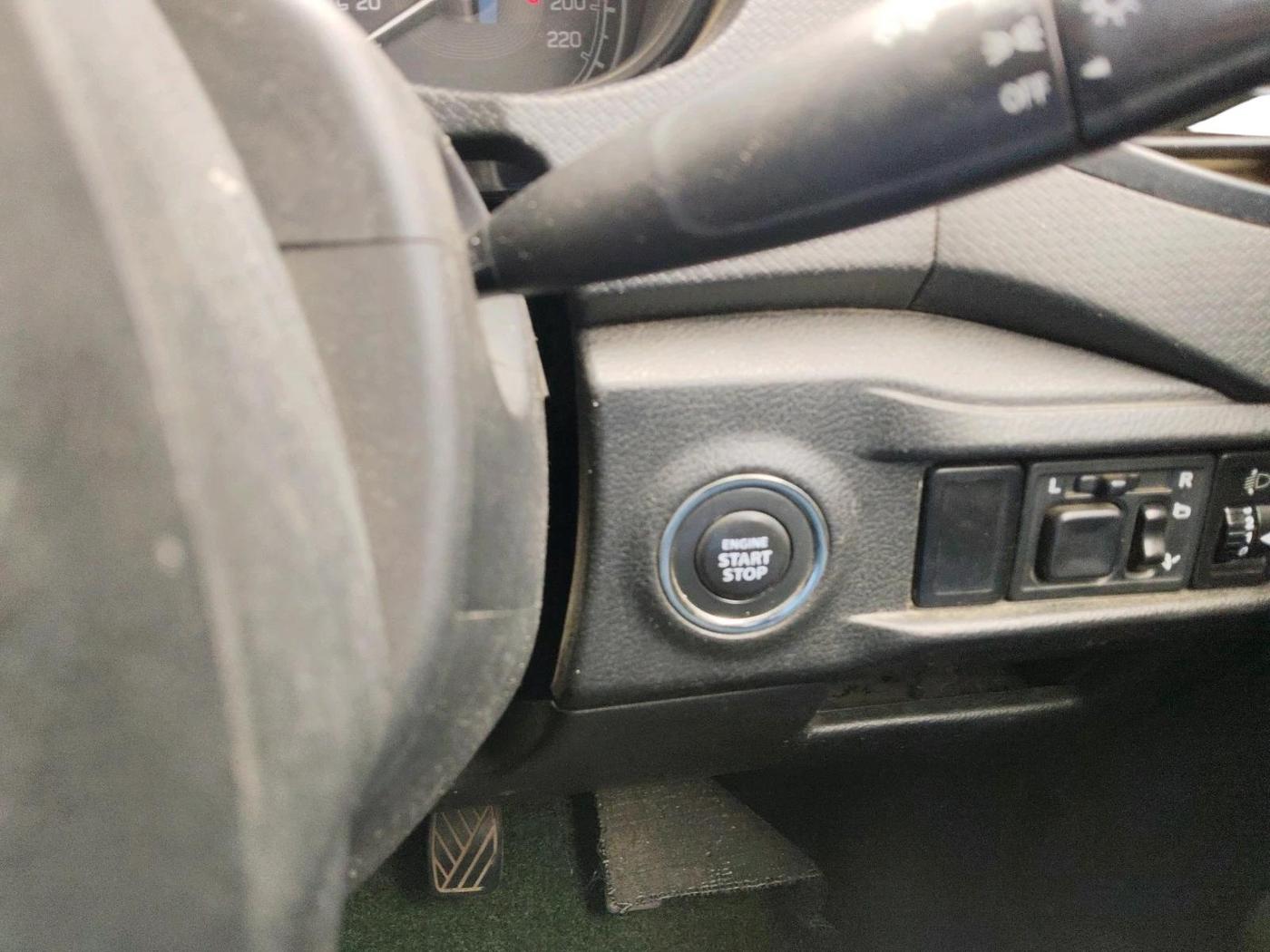2022 Maruti Vitara Brezza VXI, Petrol, Manual, 73,970 km, interior