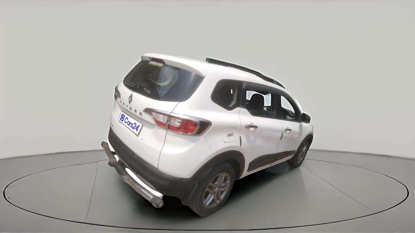 2019 Renault TRIBER RXZ, Petrol, Manual, 79,777 km, exterior