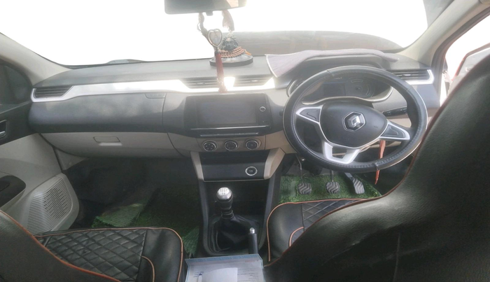 2019 Renault TRIBER RXZ, Petrol, Manual, 79,777 km, interior