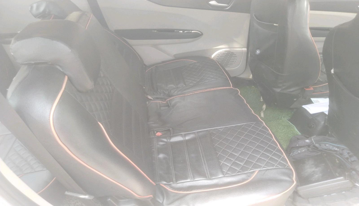 2019 Renault TRIBER RXZ, Petrol, Manual, 79,777 km, interior