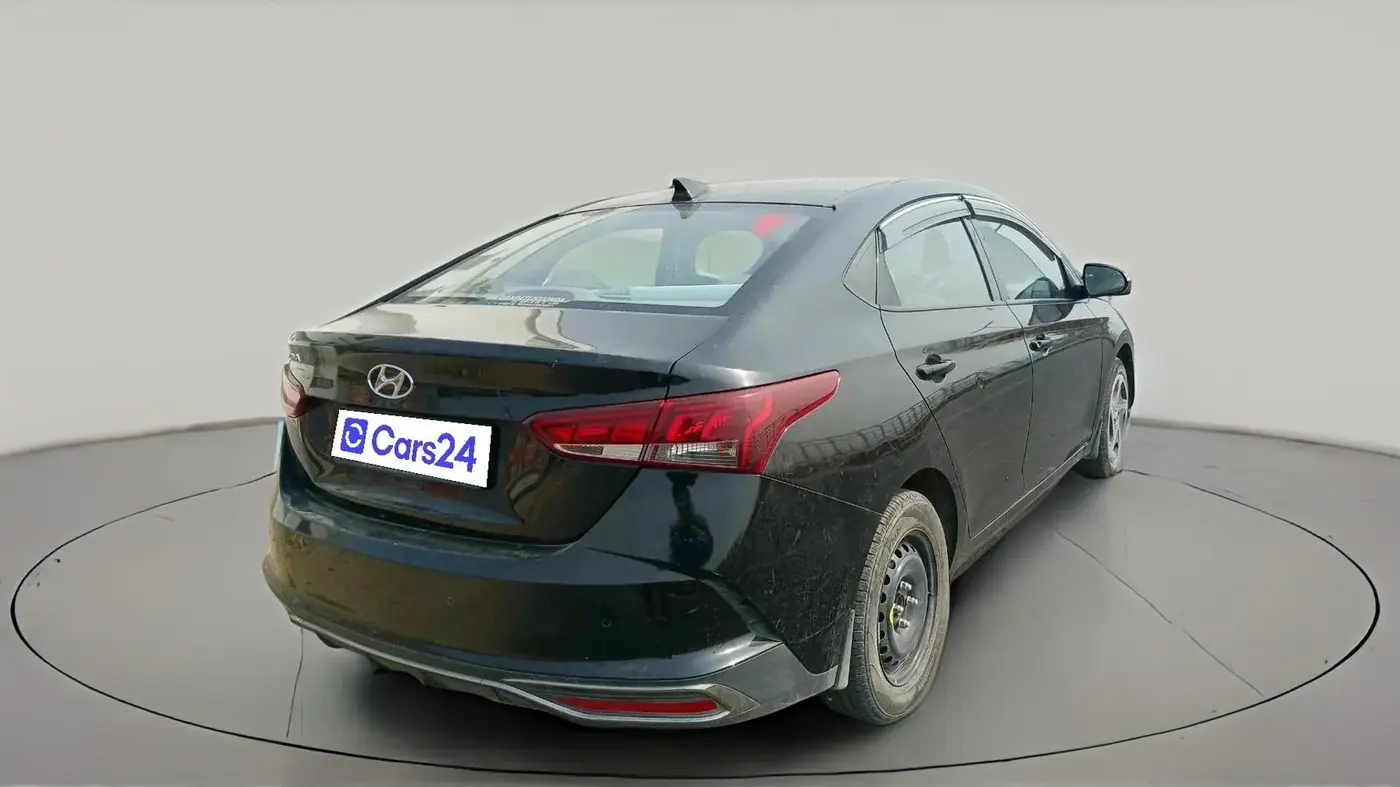 2022 Hyundai Verna S PLUS 1.5 VTVT, Petrol, Manual, 62,994 km, exterior