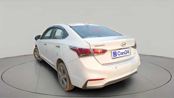 2019 Hyundai Verna 1.6 SX (O) CRDI MT, Diesel, Manual, 91,640 km, exterior