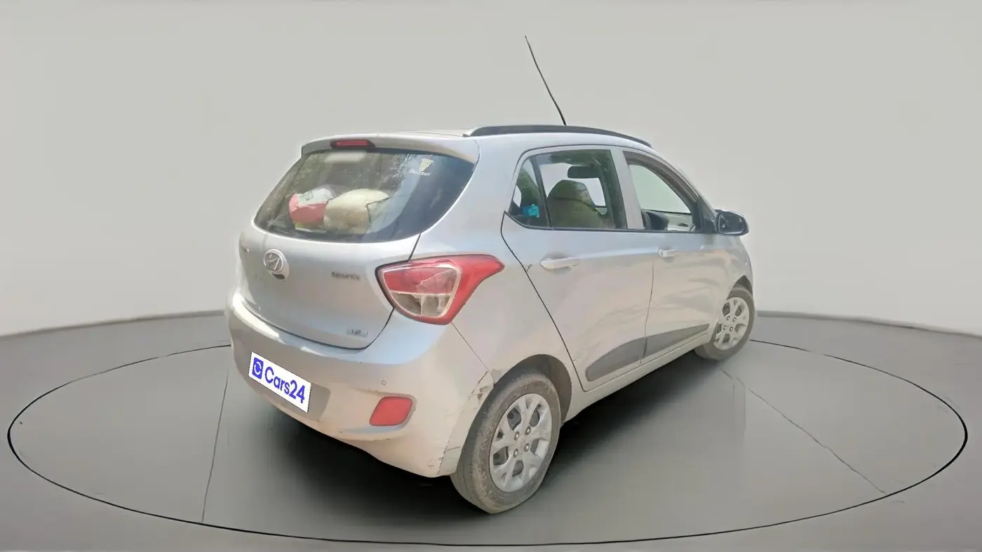 2016 Hyundai Grand i10 SPORTZ 1.2 KAPPA VTVT, Petrol, Manual, 1,08,754 km, exterior