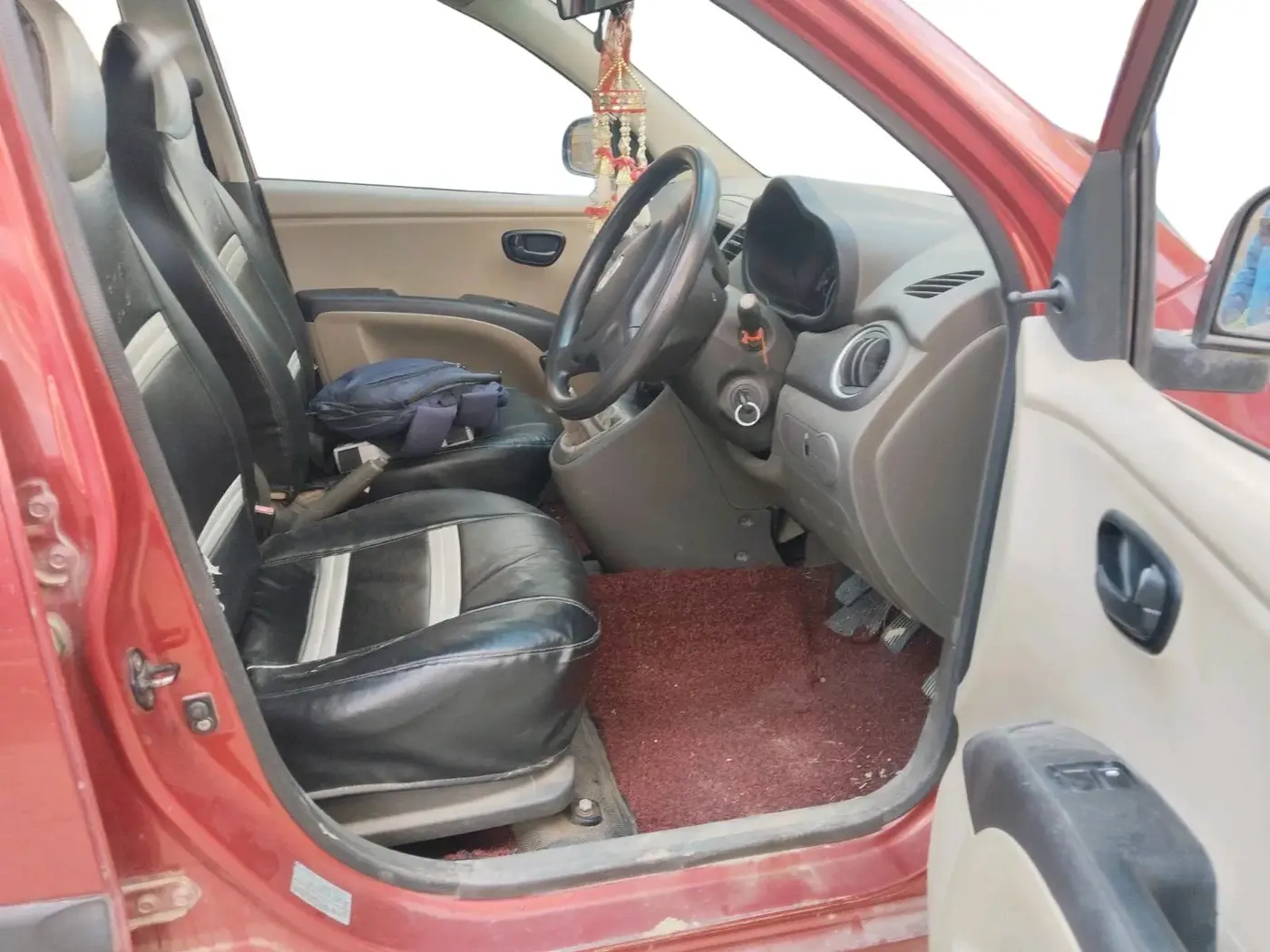 2011 Hyundai i10 ERA 1.1, Petrol, Manual, 63,763 km, interior