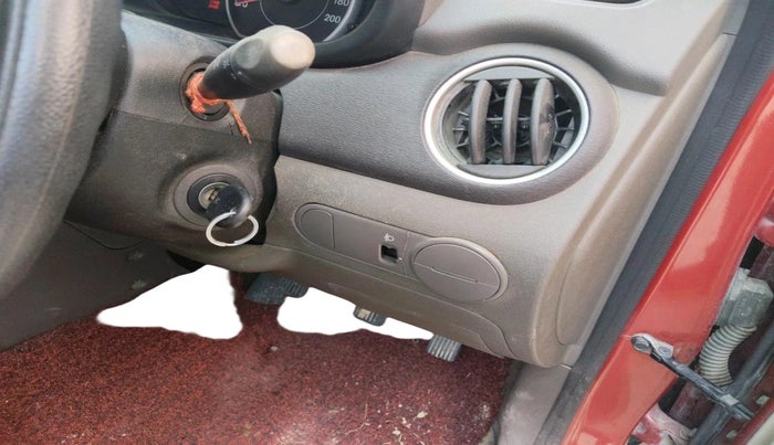 2011 Hyundai i10 ERA 1.1, Petrol, Manual, 63,763 km, interior