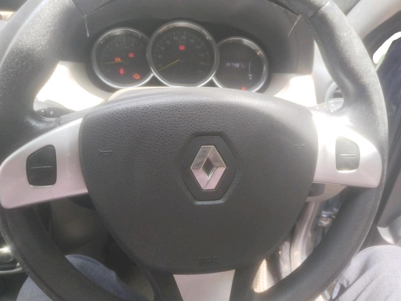 2015 Renault Duster 110 PS RXZ DIESEL, Diesel, Manual, 1,47,487 km, interior