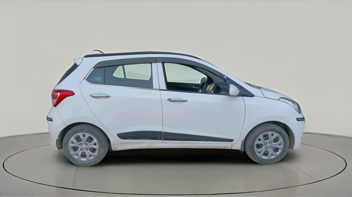 2016 Hyundai Grand i10 SPORTZ 1.2 KAPPA VTVT, Petrol, Manual, 51,212 km, exterior