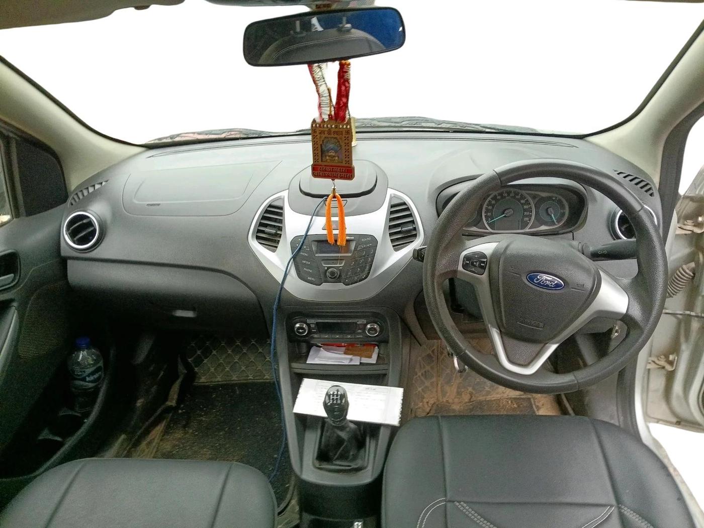 2017 Ford New Figo TITANIUM1.5 DIESEL, Diesel, Manual, 1,66,669 km, interior