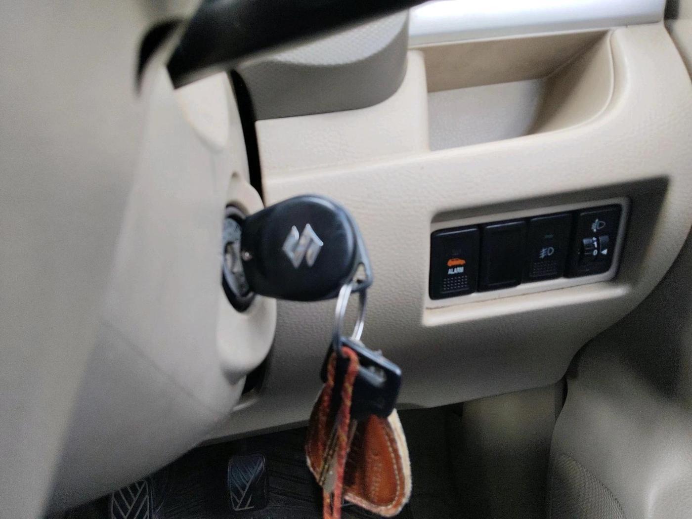 2014 Maruti Ertiga ZDI, Diesel, Manual, 96,671 km, interior