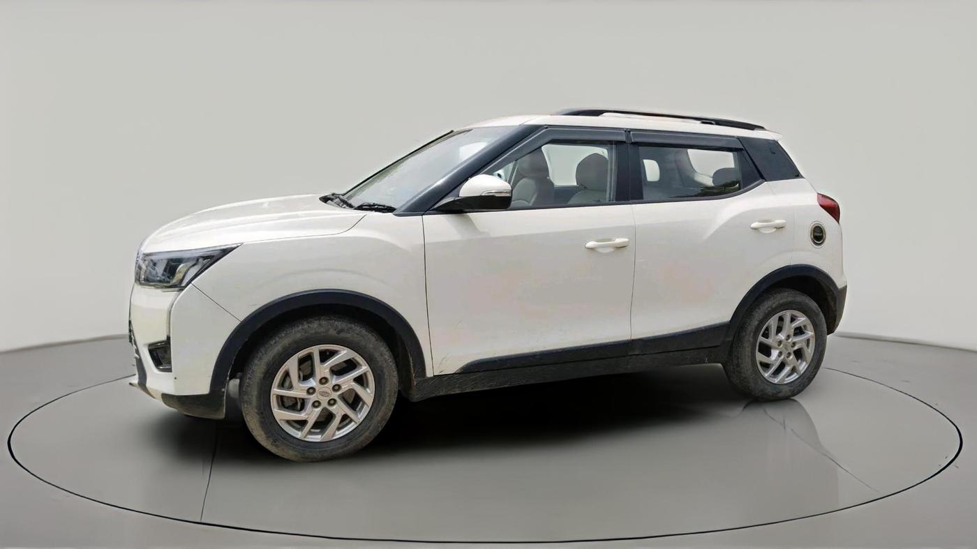 2022 Mahindra XUV300 W8 1.5 DIESEL, Diesel, Manual, 64,764 km, exterior