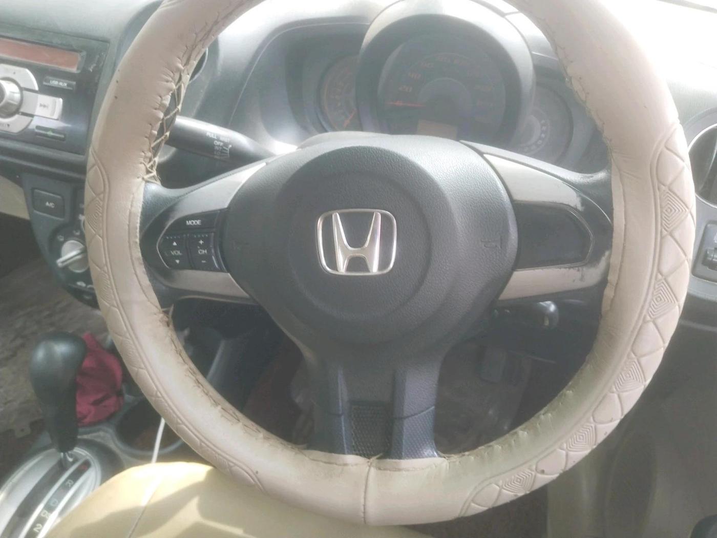 2014 Honda Amaze 1.2L I-VTEC S, Petrol, Manual, 56,956 km, interior