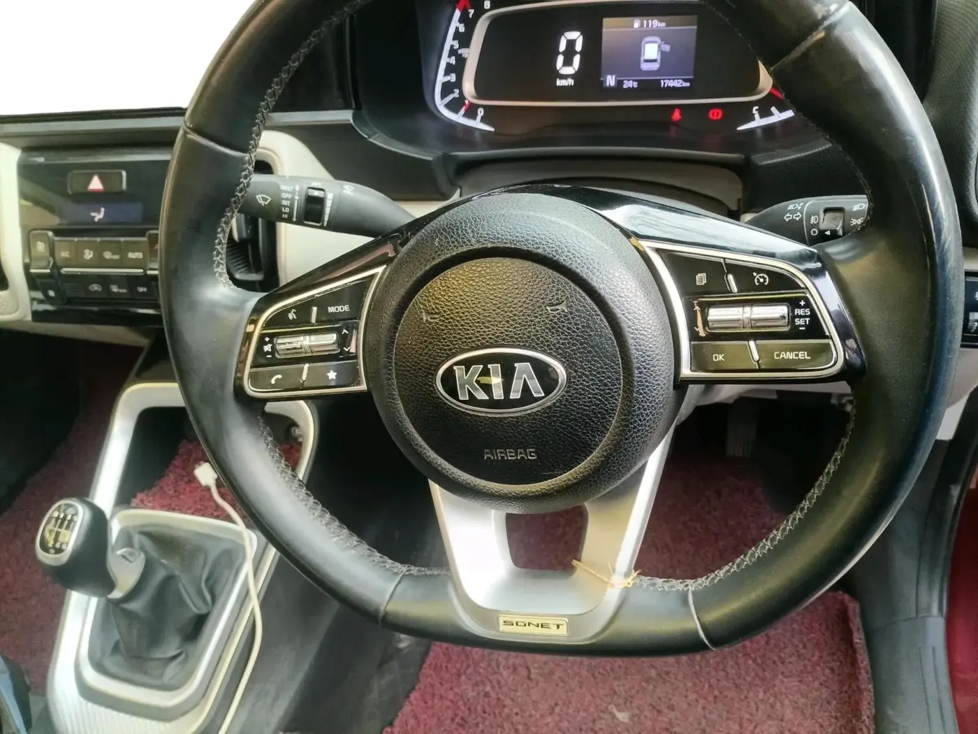 2020 KIA SONET HTX 1.0 IMT, Petrol, Manual, 17,442 km, interior