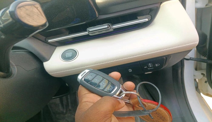 2025 Hyundai Verna SX(O) 1.5 MPI IVT , Petrol, Automatic, 10,823 km, interior