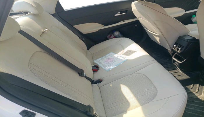 2025 Hyundai Verna SX(O) 1.5 MPI IVT , Petrol, Automatic, 10,823 km, interior