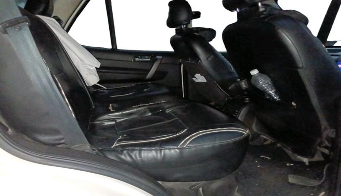 2018 Tata Safari Storme 2.2 EX 4X2, Diesel, Manual, 1,05,791 km, interior