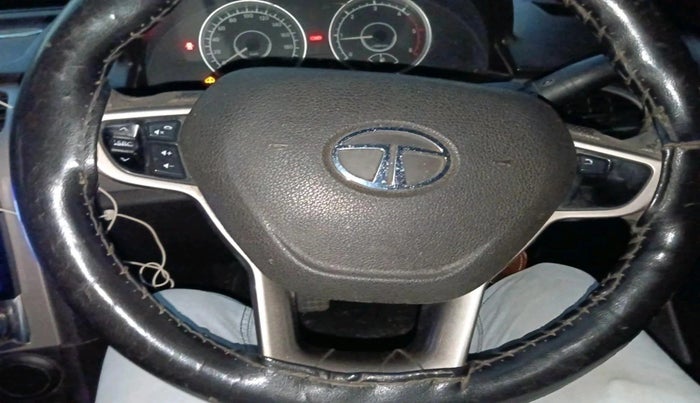 2018 Tata Safari Storme 2.2 EX 4X2, Diesel, Manual, 1,05,791 km, interior