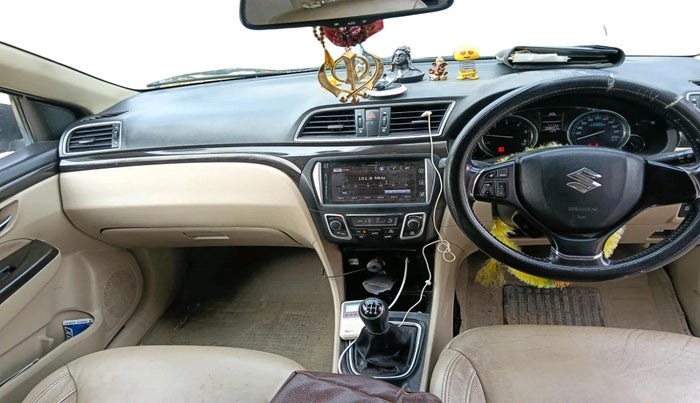 2017 Maruti Ciaz ALPHA DIESEL 1.3, Diesel, Manual, 1,58,031 km, interior