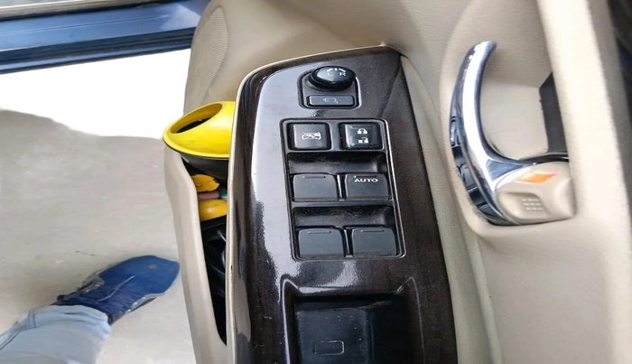 2017 Maruti Ciaz ALPHA DIESEL 1.3, Diesel, Manual, 1,58,031 km, interior