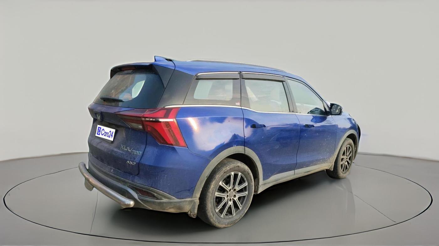 2021 Mahindra XUV700 AX 7 D MT 7 STR, Diesel, Manual, 97,291 km, exterior