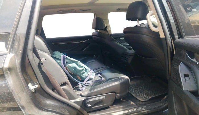 2023 MG GLOSTER BLACKSTORM 7 STR 4X4 TWIN TURBO 2.0, Diesel, Automatic, 60,520 km, interior