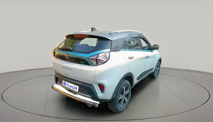 2022 Tata NEXON EV XZ PLUS, Electric, Automatic, 97,771 km, exterior