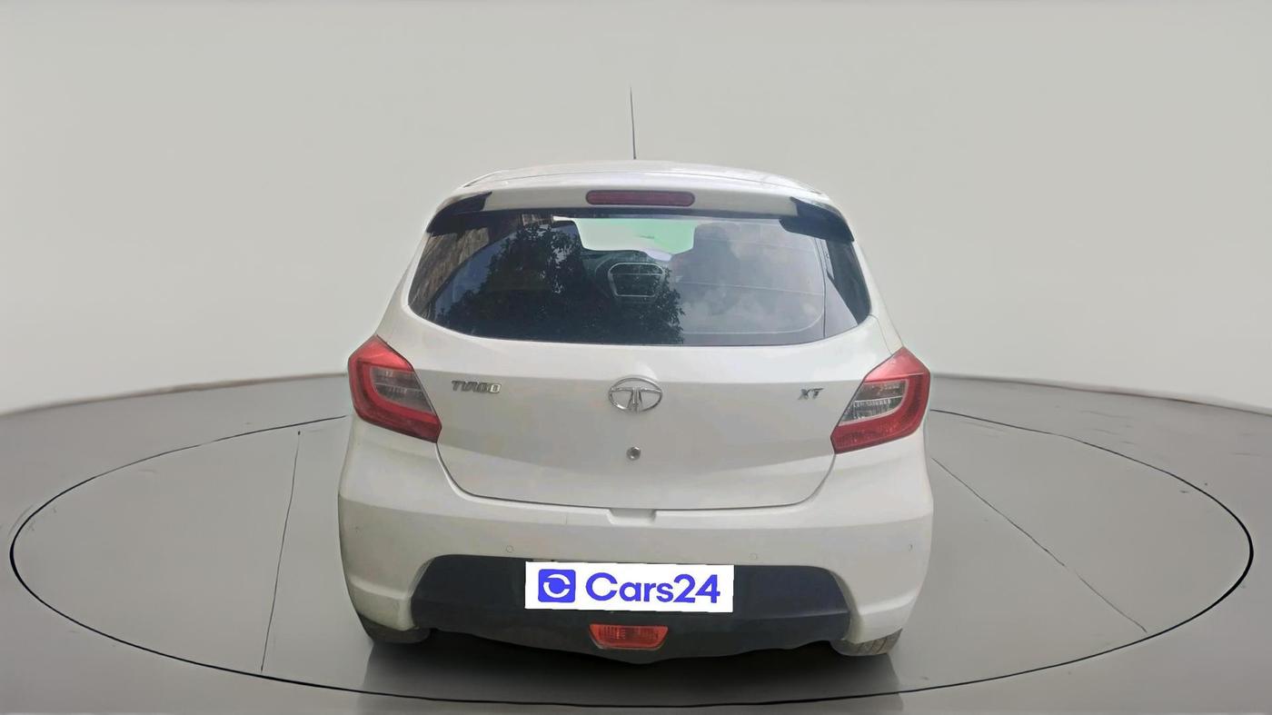 2016 Tata Tiago XT PETROL, Petrol, Manual, 1,05,006 km, exterior