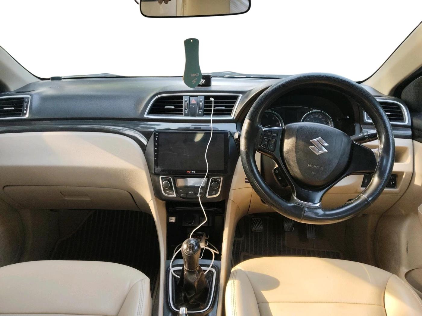 2015 Maruti Ciaz VDI +, Diesel, Manual, 1,92,458 km, interior
