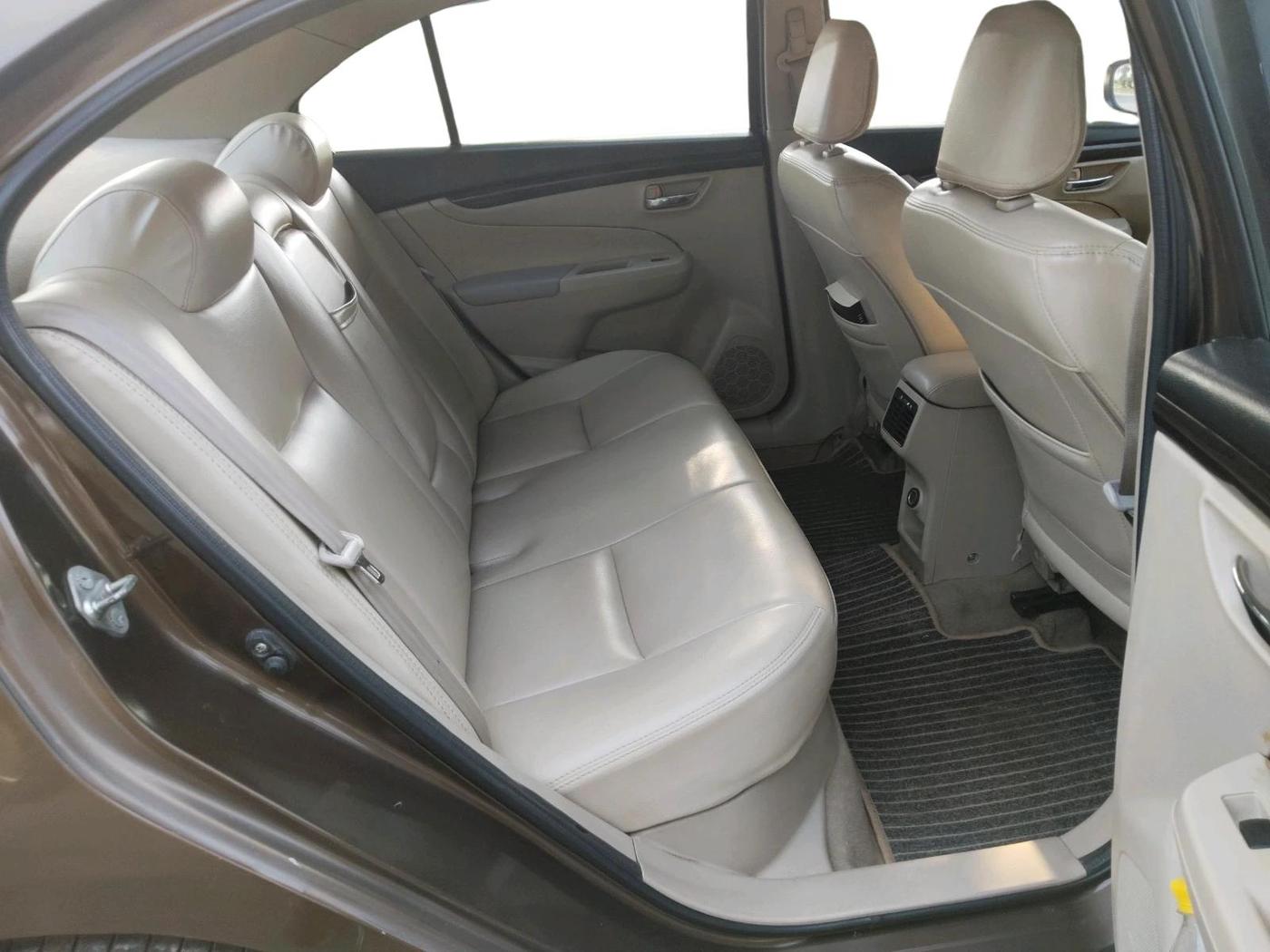 2015 Maruti Ciaz VDI +, Diesel, Manual, 1,92,458 km, interior